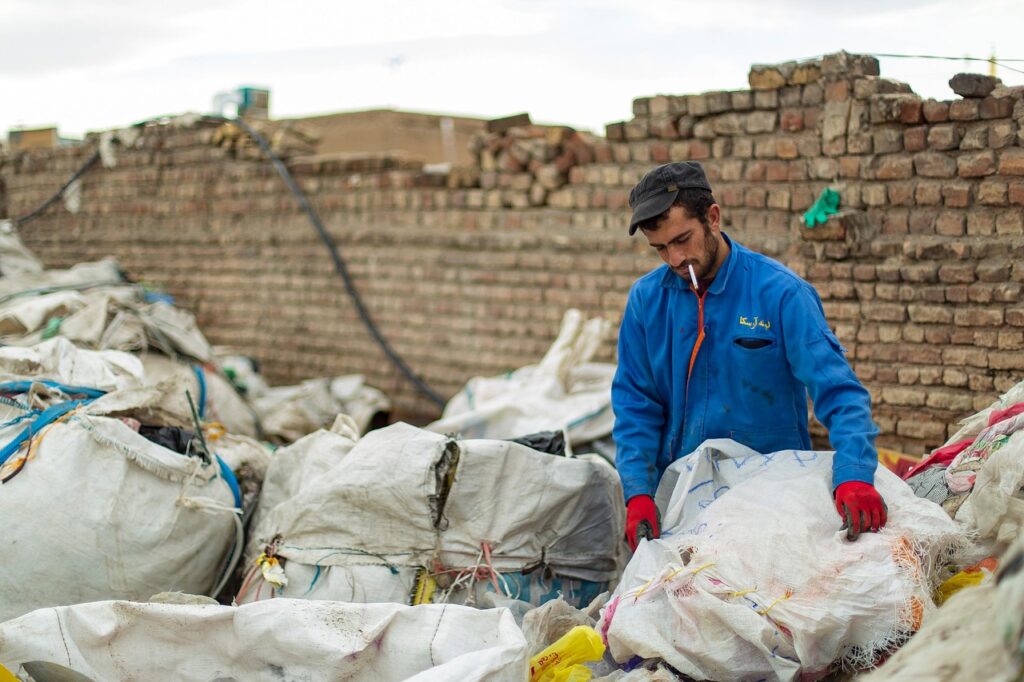 management E-waste management 7 Best Practices to Follow